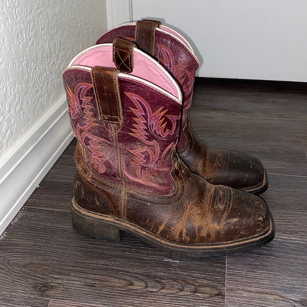 Women’s Ariat Steel Toe Boots